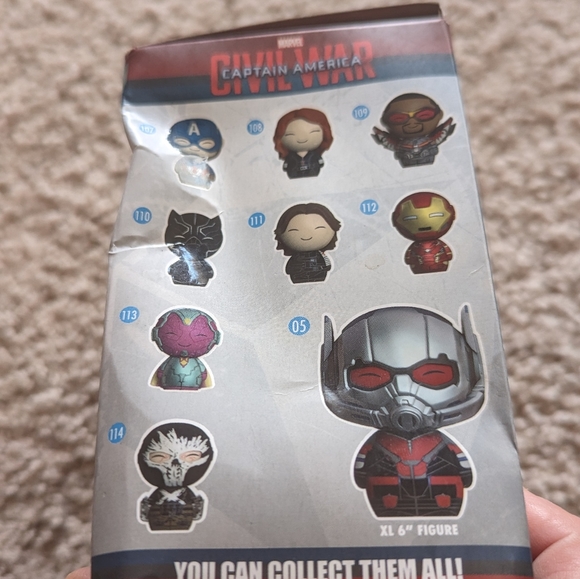 MARVEL DORBZ  FUNKO COLLECTIBLE NEW IN BOX CIVIL WAR CAPTAIN AMERICA MAKE OFFER - Picture 2 of 4